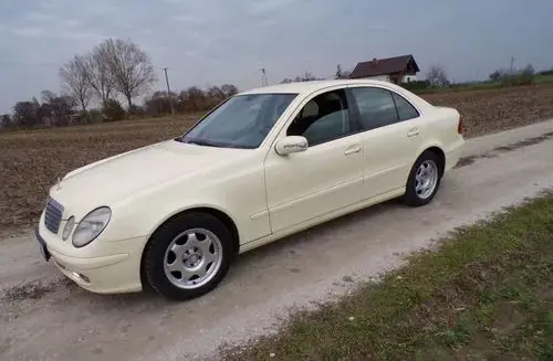 MERCEDES-BENZ Klasa E 