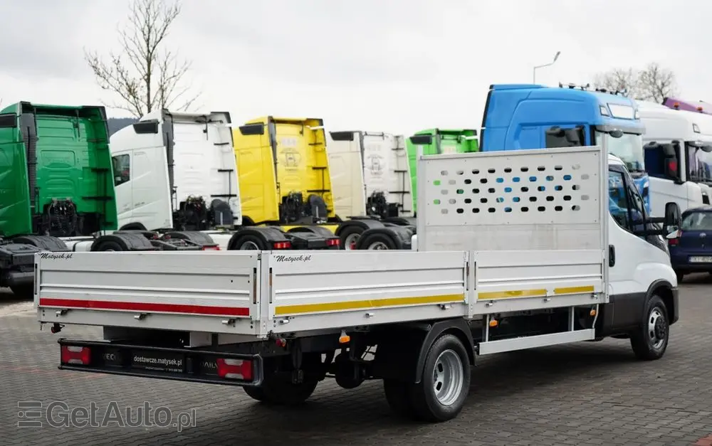 IVECO DAILY  35-140 / SKRZYNIOWY 5m / MANUAL / BLIŹNIAK / 2020 / SPROWADZONY 