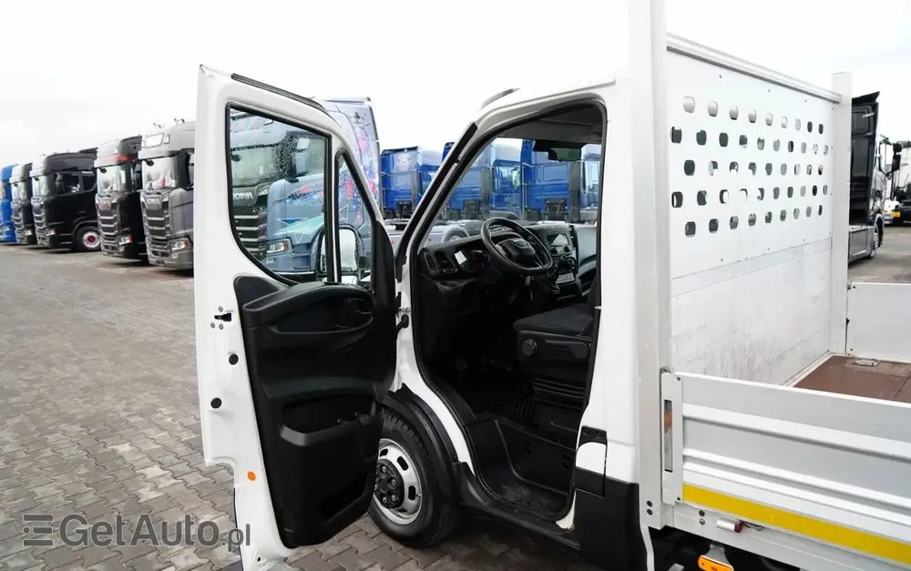 IVECO DAILY  35-140 / SKRZYNIOWY 5m / MANUAL / BLIŹNIAK / 2020 / SPROWADZONY 