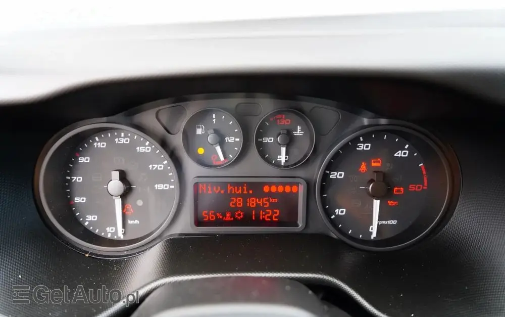 IVECO DAILY  35-140 / SKRZYNIOWY 5m / MANUAL / BLIŹNIAK / 2020 / SPROWADZONY 