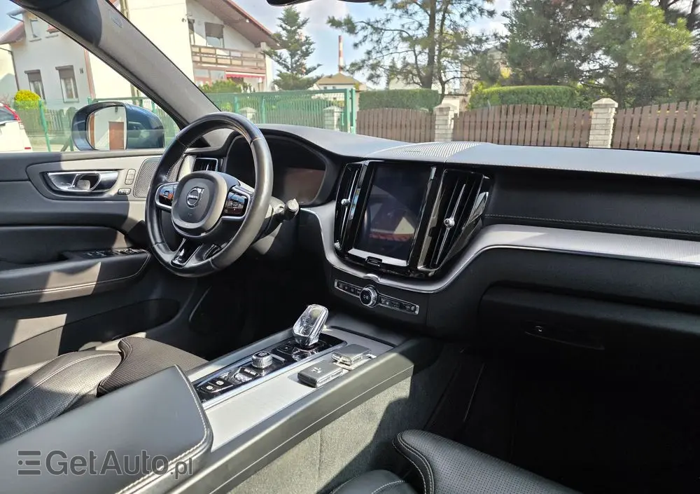 VOLVO XC 60 D5 AWD Geartronic Inscription