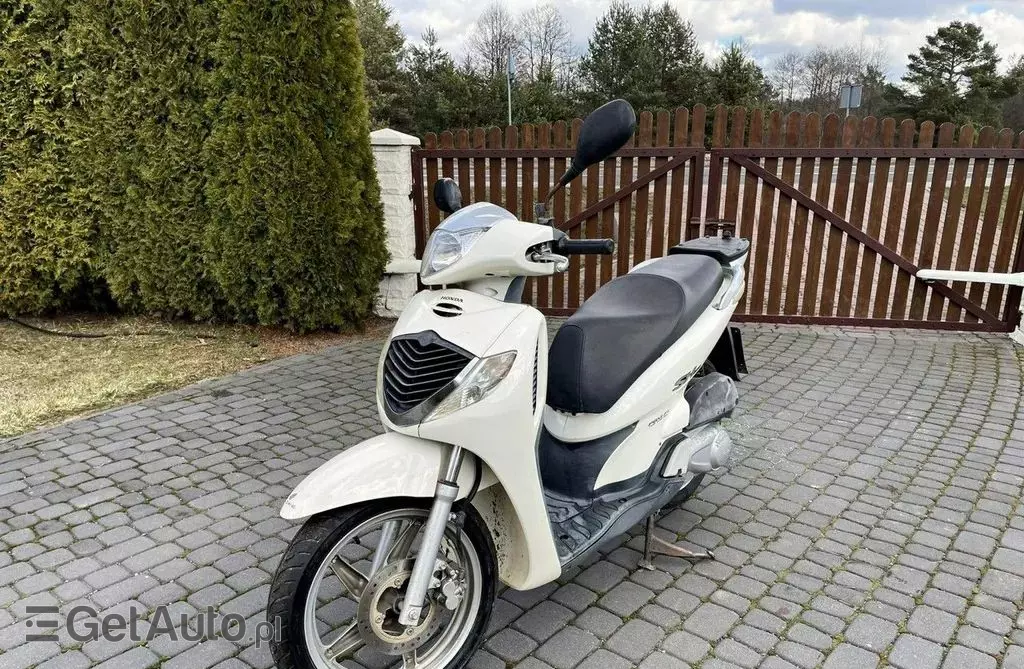 HONDA SH 