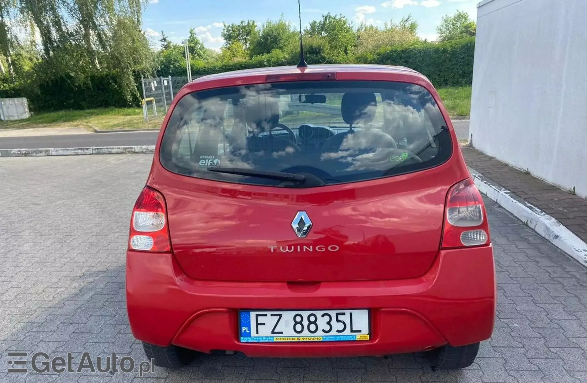 RENAULT Twingo 
