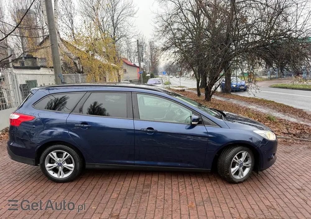 FORD Focus 1.6 TDCi DPF Start-Stopp-System Titanium