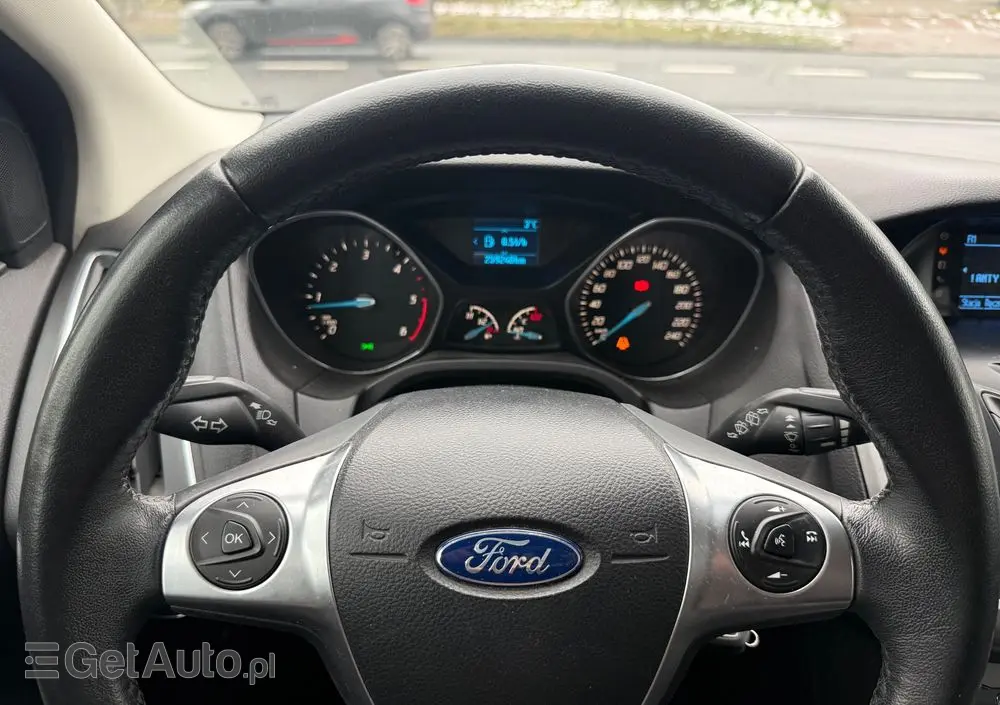 FORD Focus 1.6 TDCi DPF Start-Stopp-System Titanium