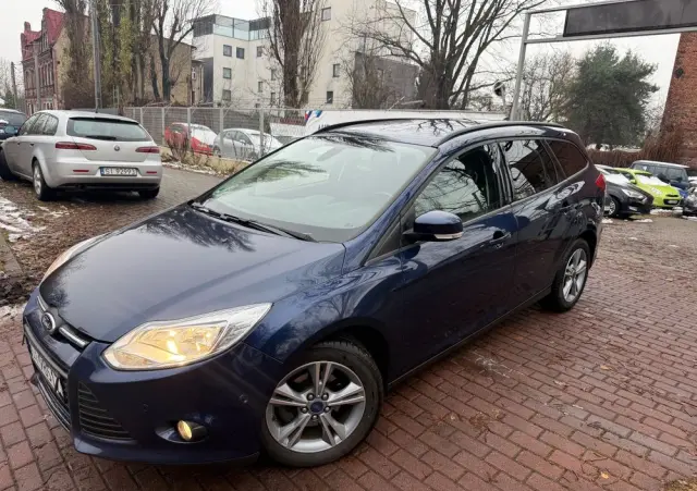 FORD Focus 1.6 TDCi DPF Start-Stopp-System Titanium