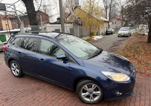 FORD Focus 1.6 TDCi DPF Start-Stopp-System Titanium