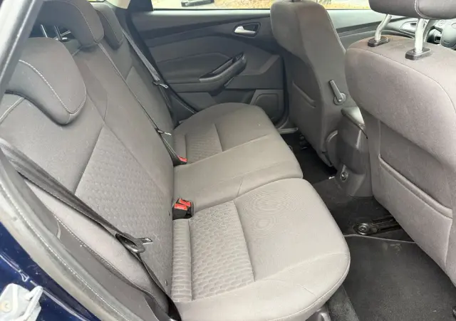 FORD Focus 1.6 TDCi DPF Start-Stopp-System Titanium