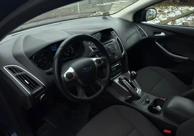 FORD Focus 1.6 TDCi DPF Start-Stopp-System Titanium