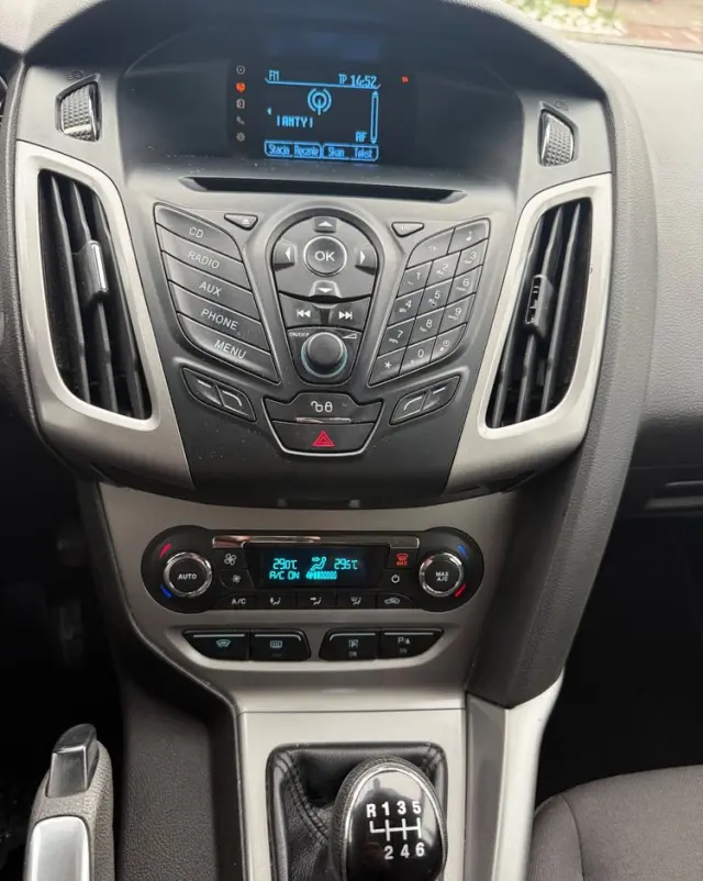 FORD Focus 1.6 TDCi DPF Start-Stopp-System Titanium