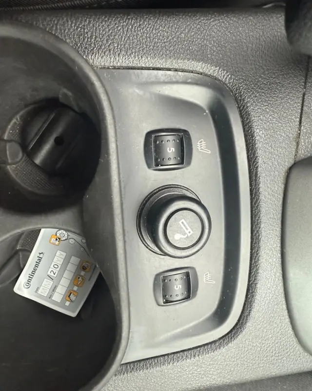 FORD Focus 1.6 TDCi DPF Start-Stopp-System Titanium