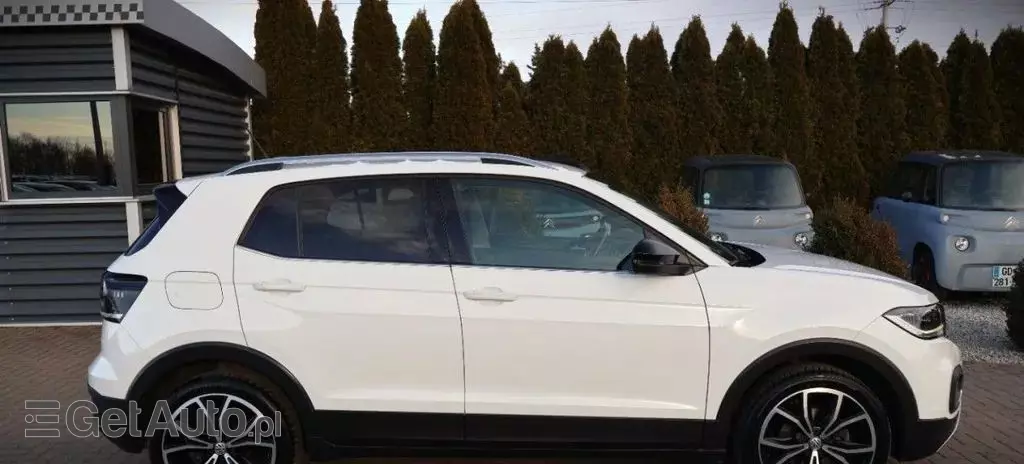 VOLKSWAGEN T-cross 