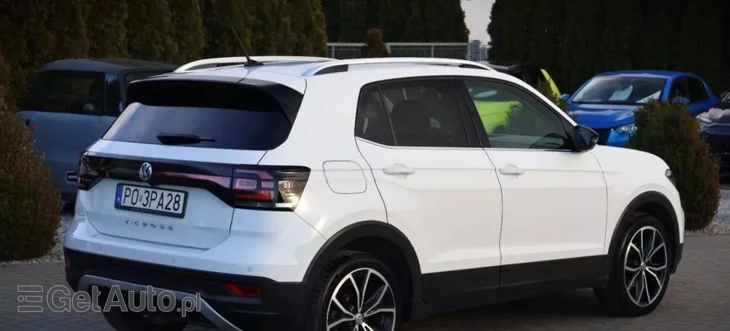 VOLKSWAGEN T-cross 