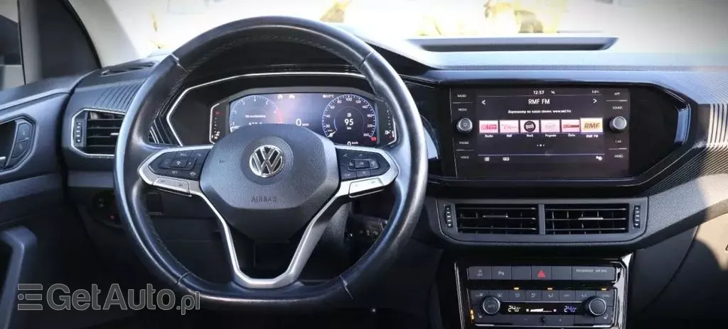 VOLKSWAGEN T-cross 