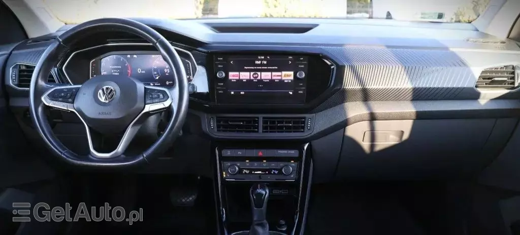 VOLKSWAGEN T-cross 