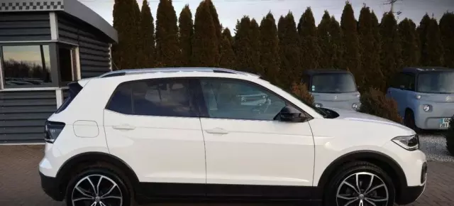 VOLKSWAGEN T-cross 