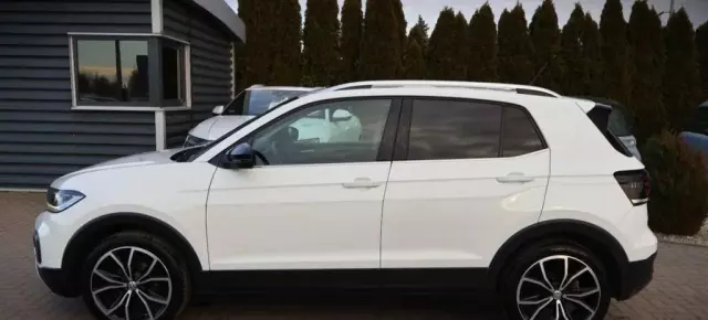 VOLKSWAGEN T-cross 