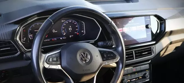 VOLKSWAGEN T-cross 