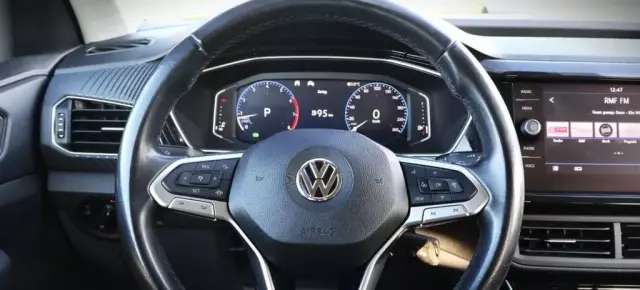 VOLKSWAGEN T-cross 