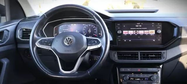 VOLKSWAGEN T-cross 