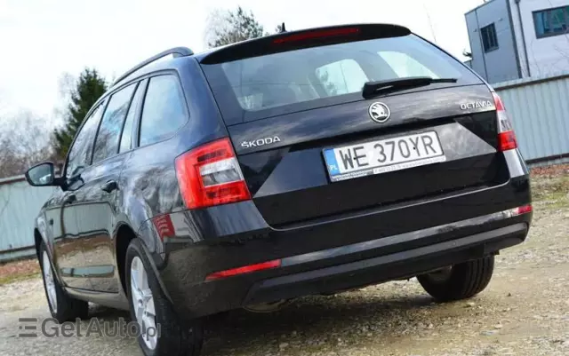 SKODA Octavia 2.0 TDI Ambition DSG