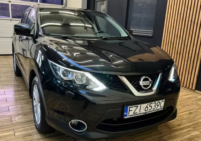 NISSAN Qashqai 1.6 DCi N-Connecta Xtronic