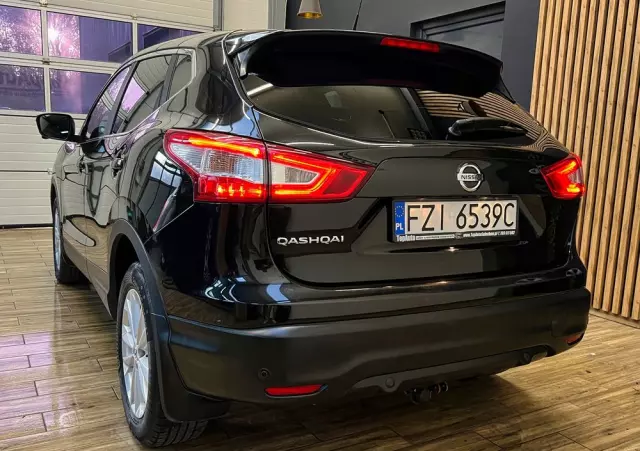 NISSAN Qashqai 1.6 DCi N-Connecta Xtronic