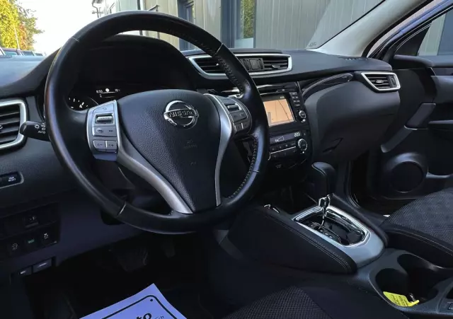 NISSAN Qashqai 1.6 DCi N-Connecta Xtronic