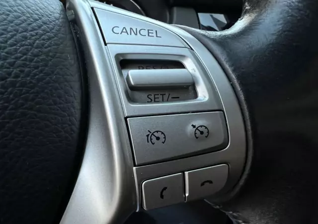 NISSAN Qashqai 1.6 DCi N-Connecta Xtronic