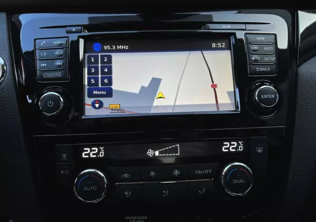 NISSAN Qashqai 1.6 DCi N-Connecta Xtronic