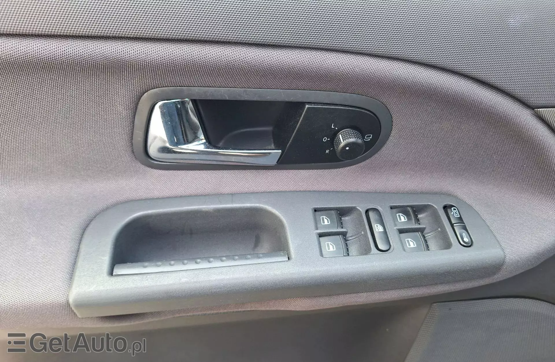 VOLKSWAGEN Sharan 1.9 TDI (115 KM)