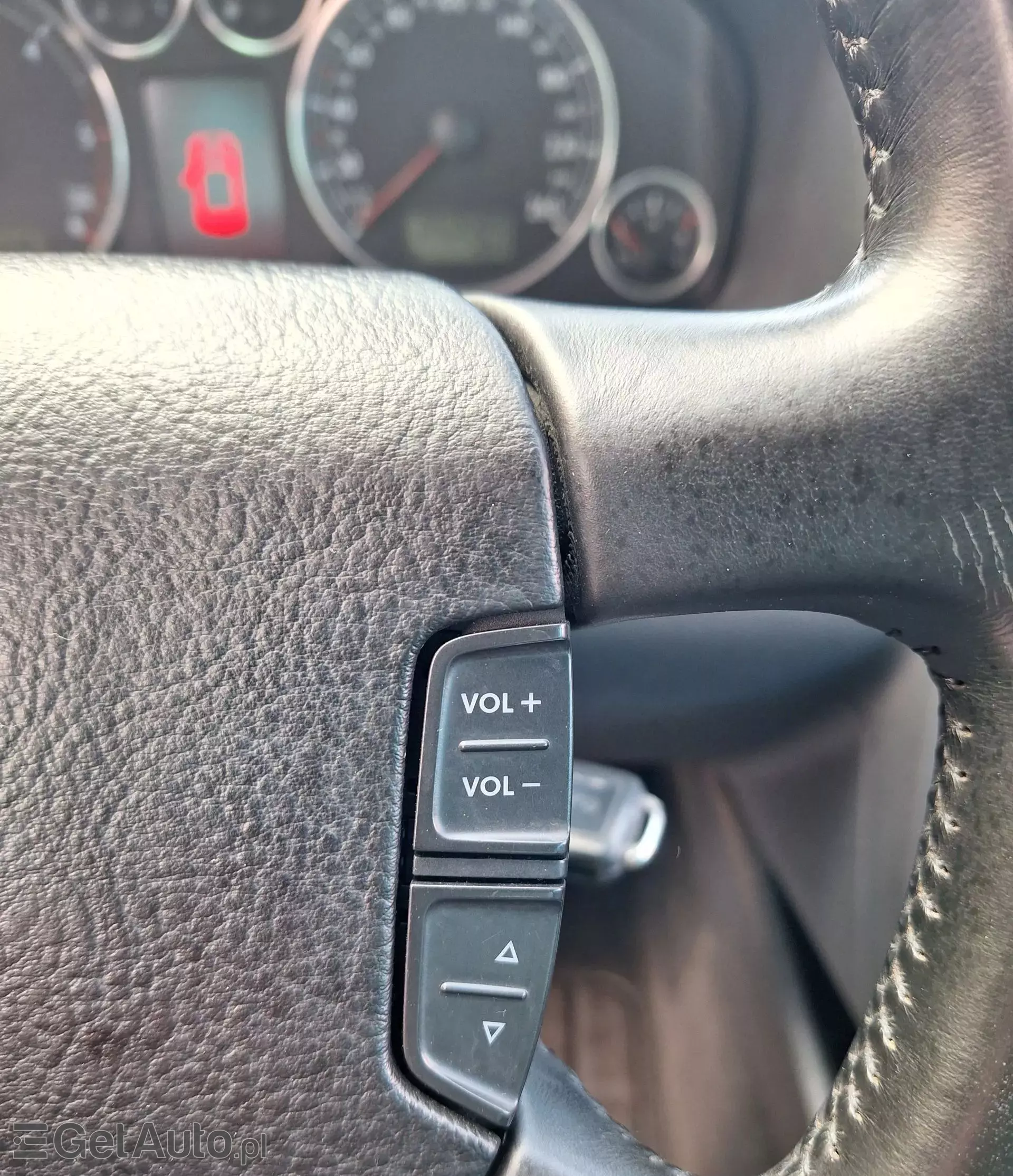 VOLKSWAGEN Sharan 1.9 TDI (115 KM)