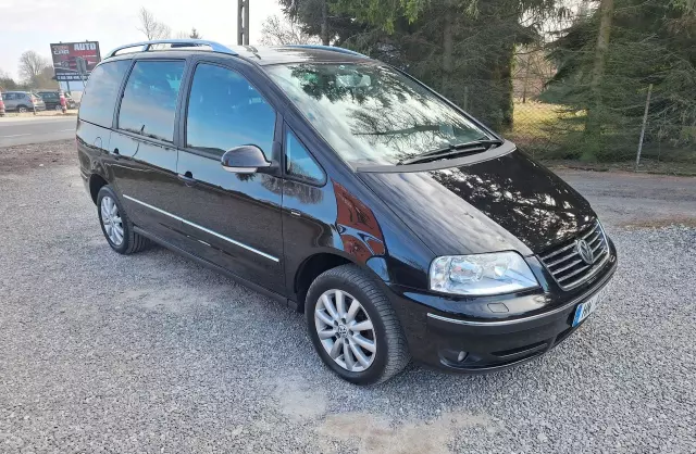 VOLKSWAGEN Sharan 1.9 TDI (115 KM)