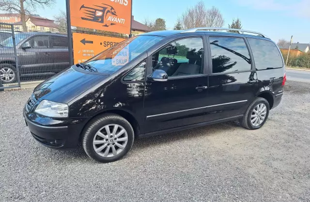 VOLKSWAGEN Sharan 1.9 TDI (115 KM)