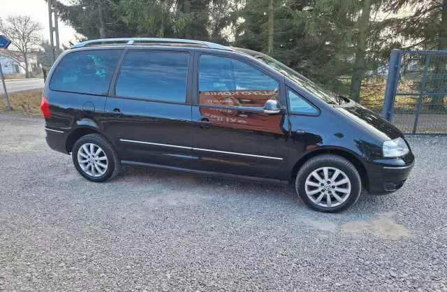 VOLKSWAGEN Sharan 1.9 TDI (115 KM)