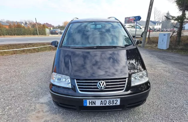 VOLKSWAGEN Sharan 1.9 TDI (115 KM)