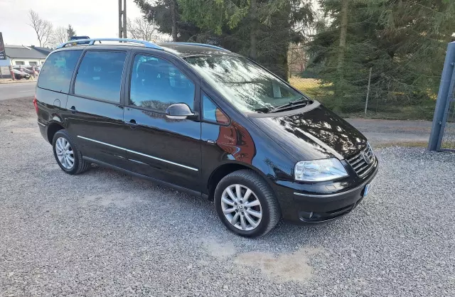 VOLKSWAGEN Sharan 1.9 TDI (115 KM)