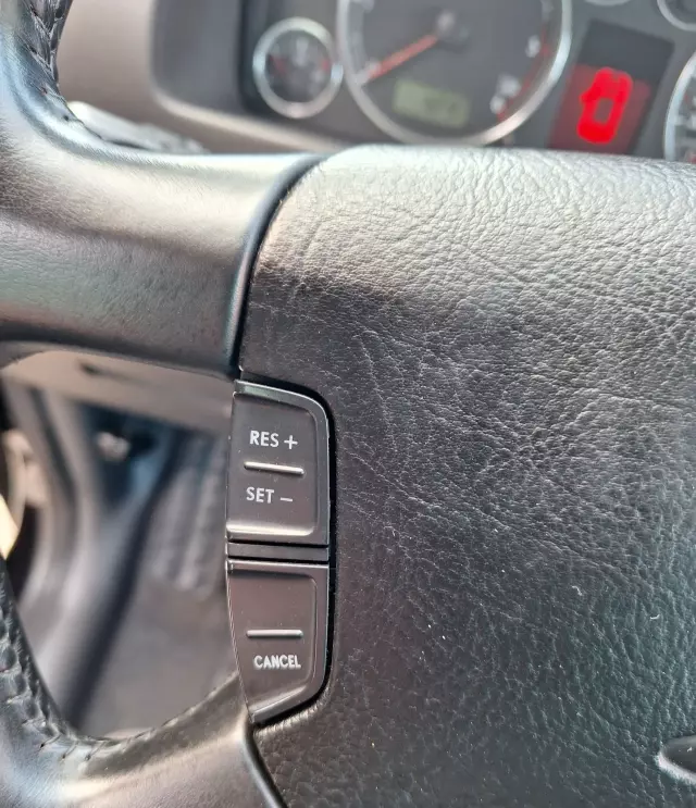 VOLKSWAGEN Sharan 1.9 TDI (115 KM)