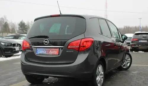 OPEL Meriva 