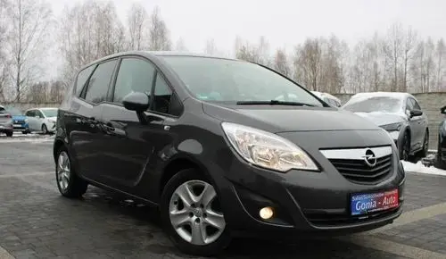 OPEL Meriva 