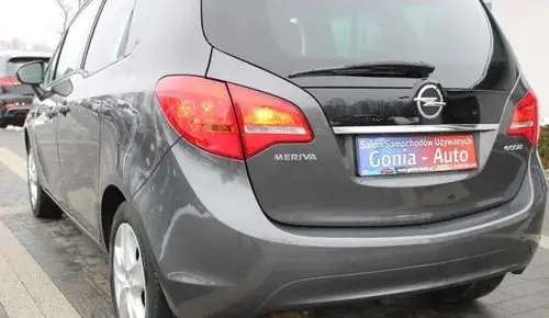 OPEL Meriva 