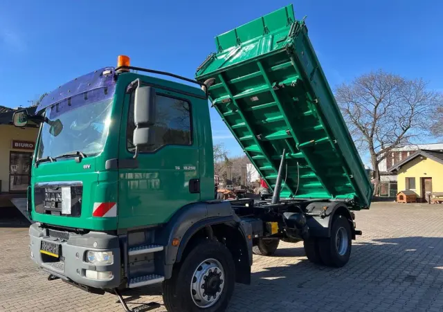 MAN 18.290 TGM wywrotka 3-str. MEILLER, 10 TON, MANUAL, 4x4! 