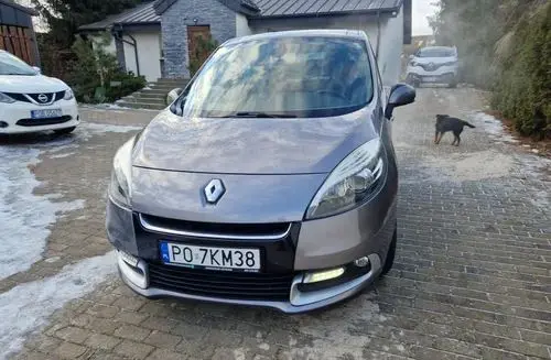 RENAULT Scenic 