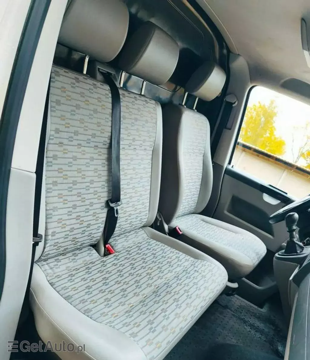 VOLKSWAGEN TRANSPORTER 