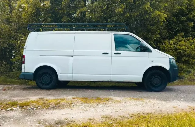 VOLKSWAGEN TRANSPORTER 