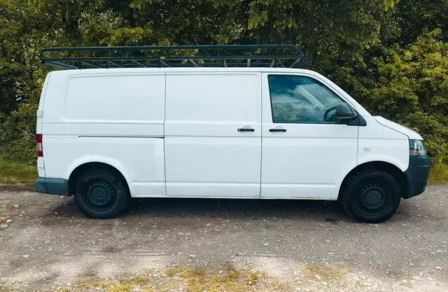 VOLKSWAGEN TRANSPORTER 