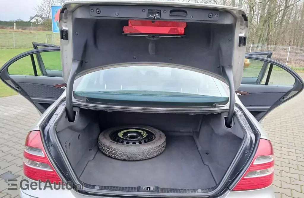 MERCEDES-BENZ Klasa E 