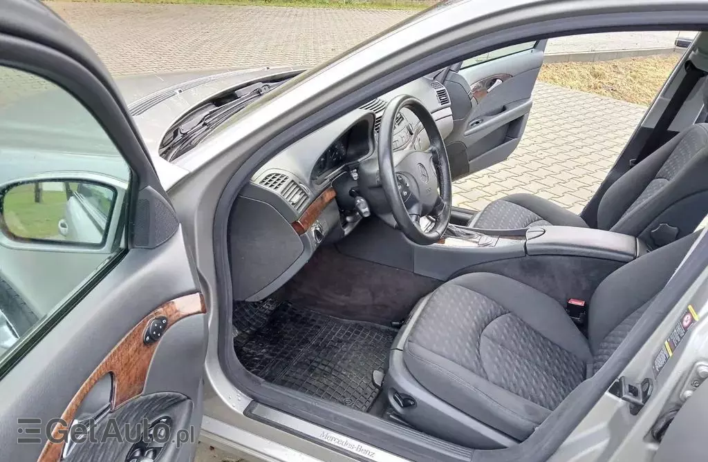 MERCEDES-BENZ Klasa E 
