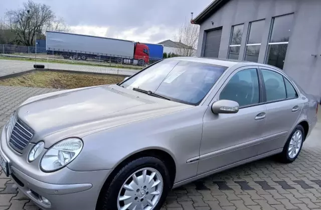 MERCEDES-BENZ Klasa E 