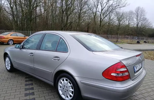 MERCEDES-BENZ Klasa E 